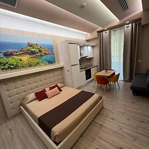 Th Luxury & Giardini-Naxos